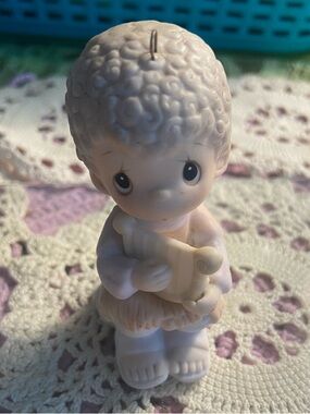 Precious Moments Joy to the World Figurine